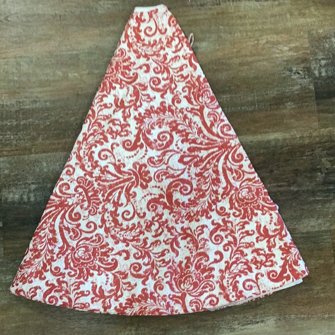 Albemarle Tree Skirt 52"